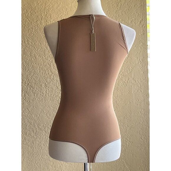 SKIMS Kim Kardashian Jelly Sheer Crewneck Thong Bodysuit In Sienna Size S - Picture 3 of 8